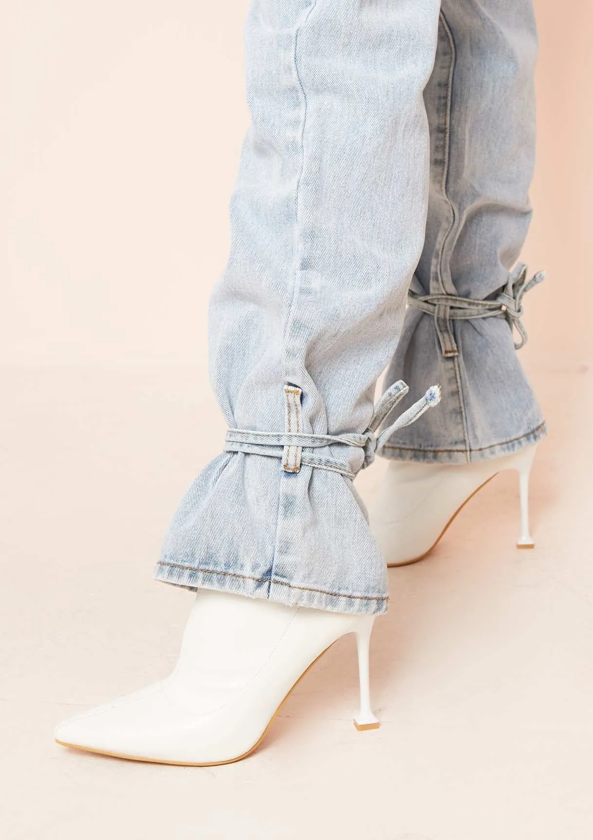 Cici Denim Light Wash Tie Hem Straight Leg Jeans