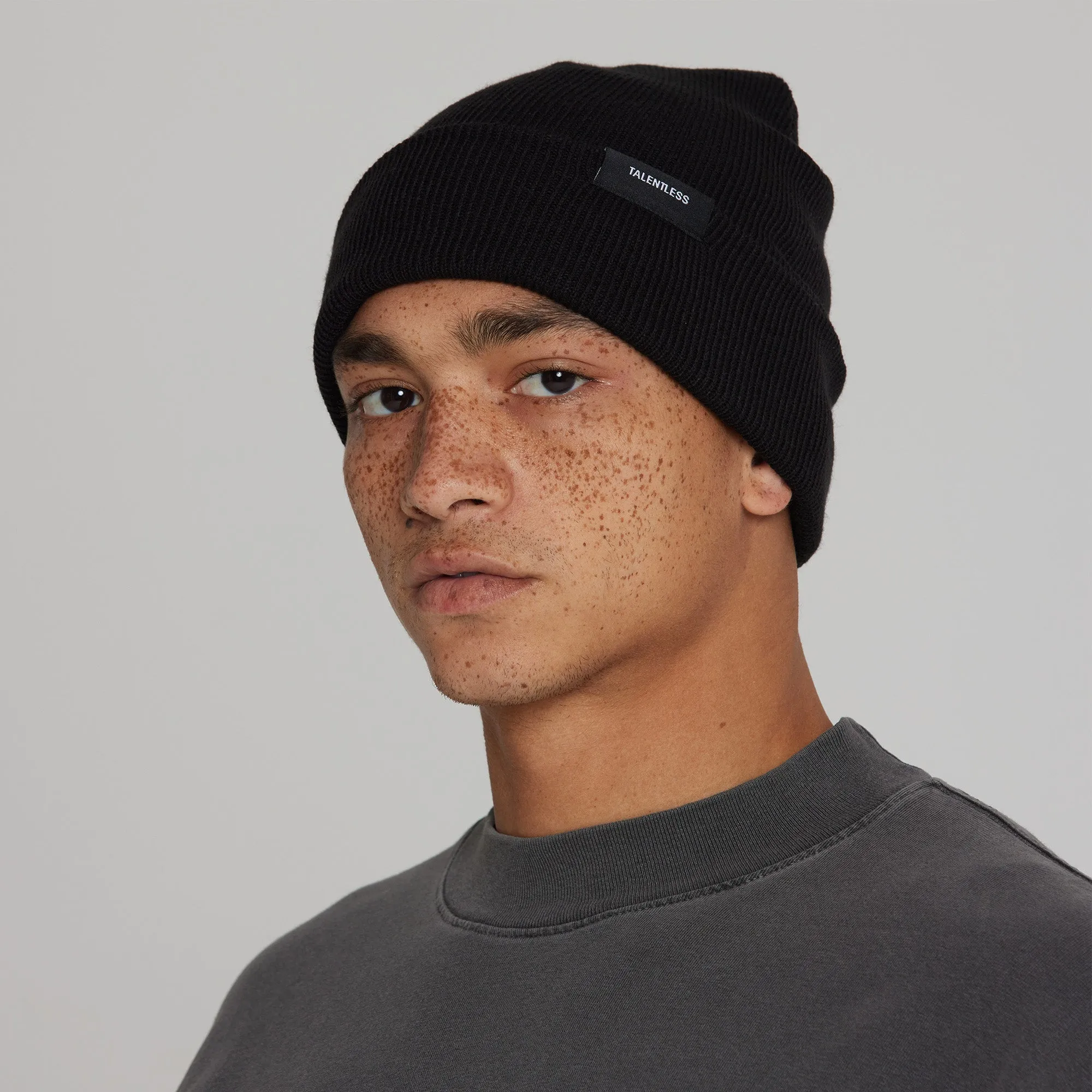 CLASSIC CUFF BEANIE