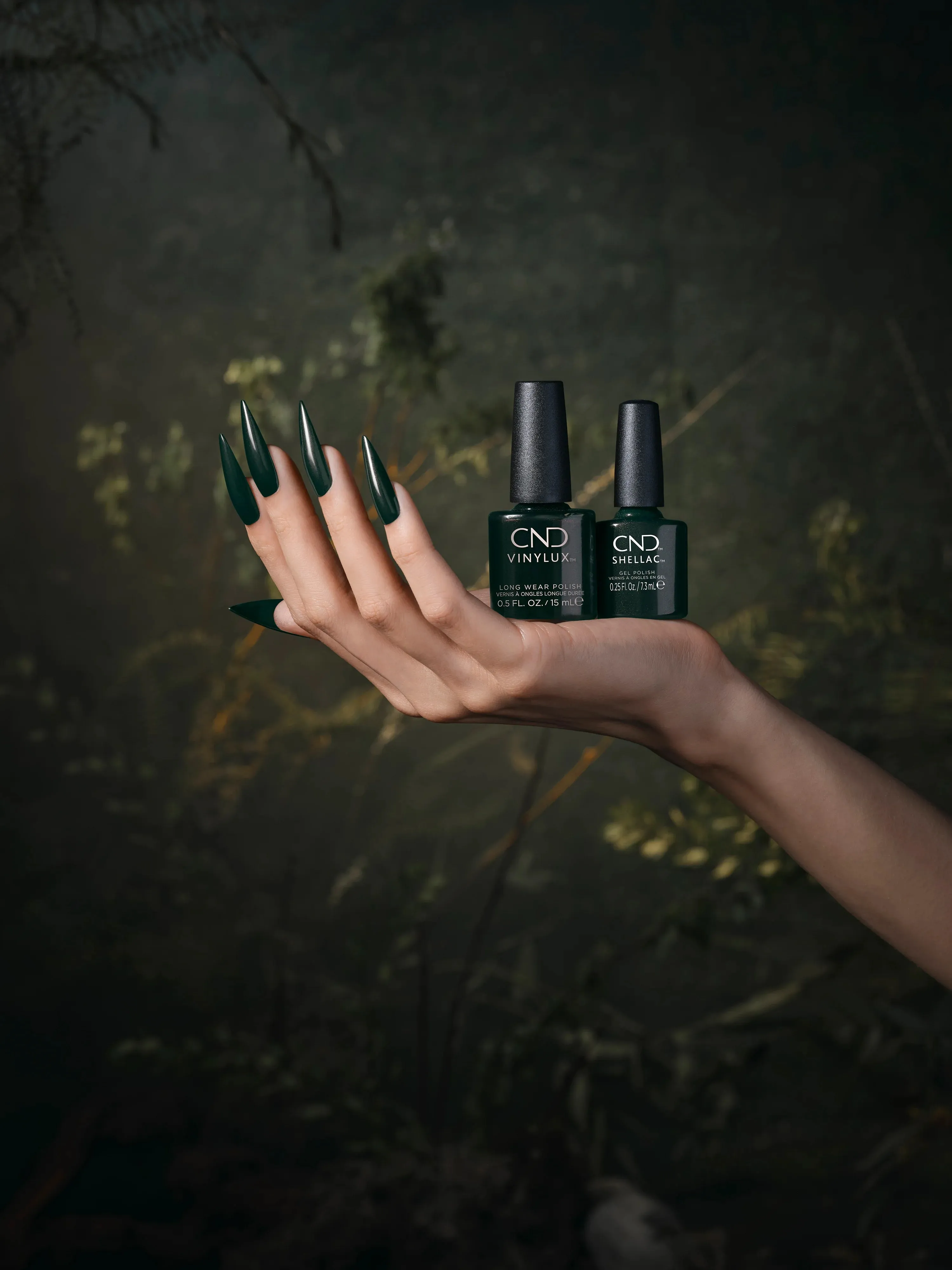 CND VINYLUX - Forevergreen #455