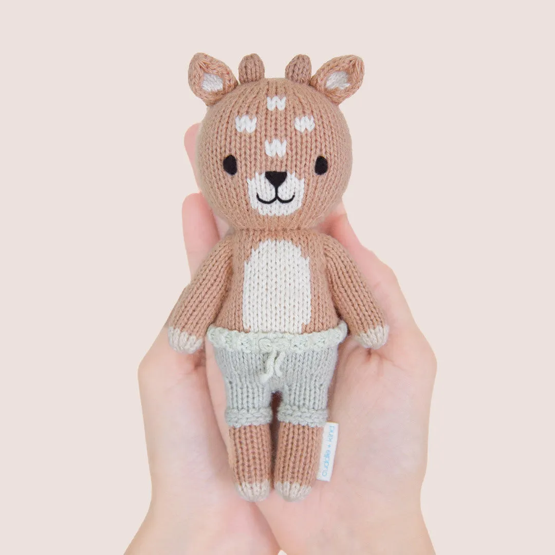 CUDDLE KIND | TINY ELLIOT THE FAWN