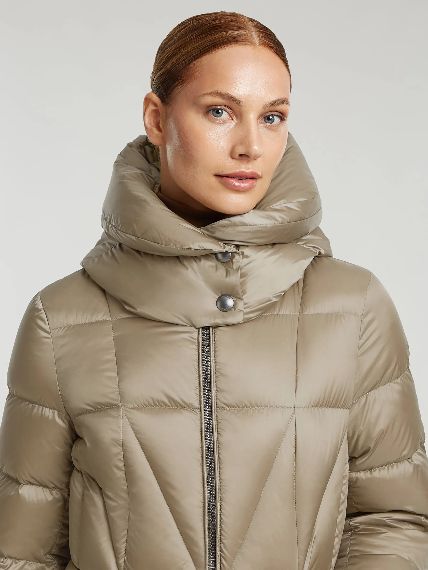 Kyra-Velvet Taupe