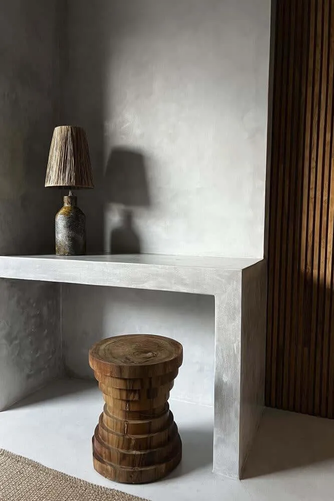 Mazu Stool