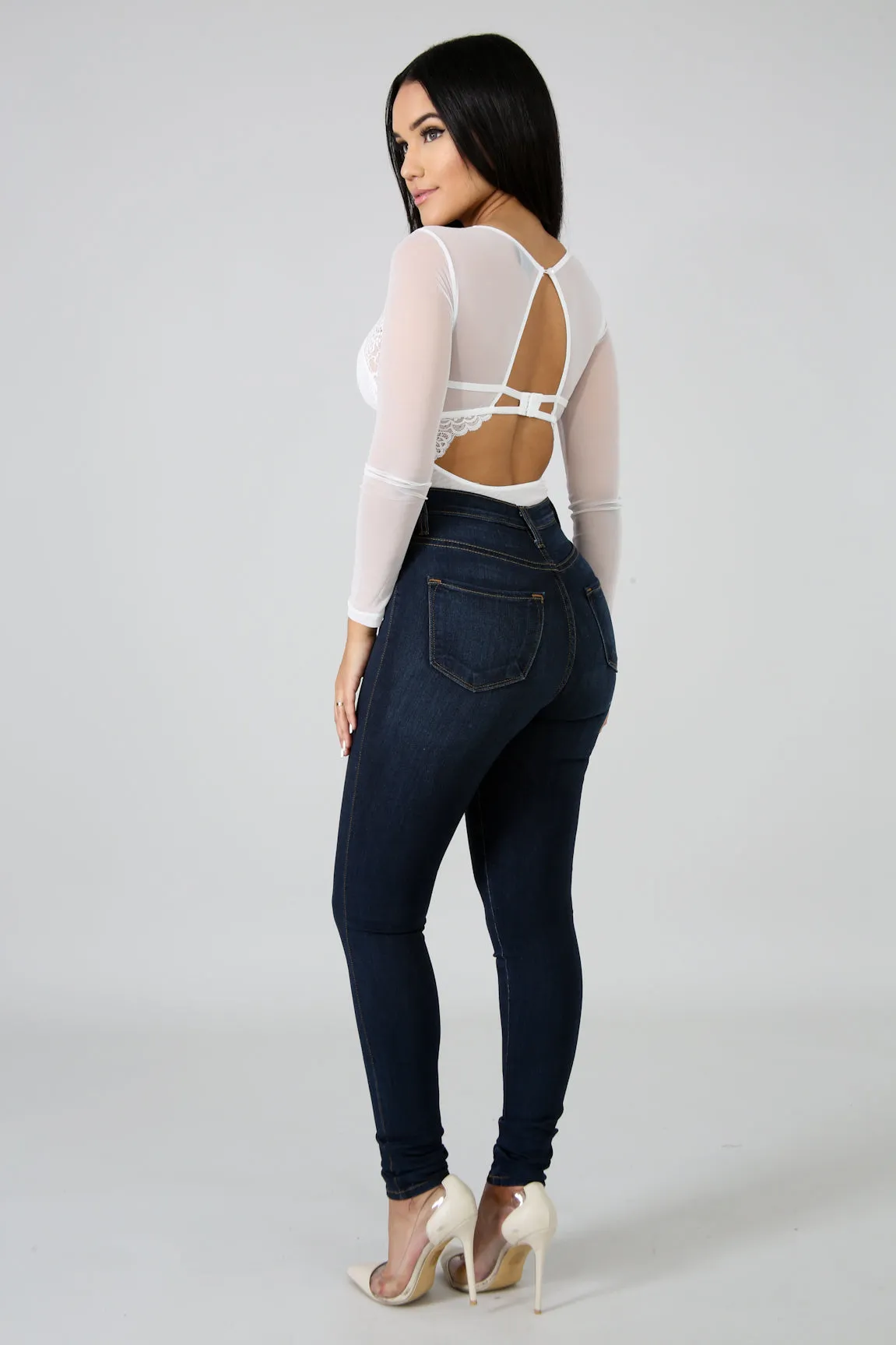 Simple Denim Exposure Jeans