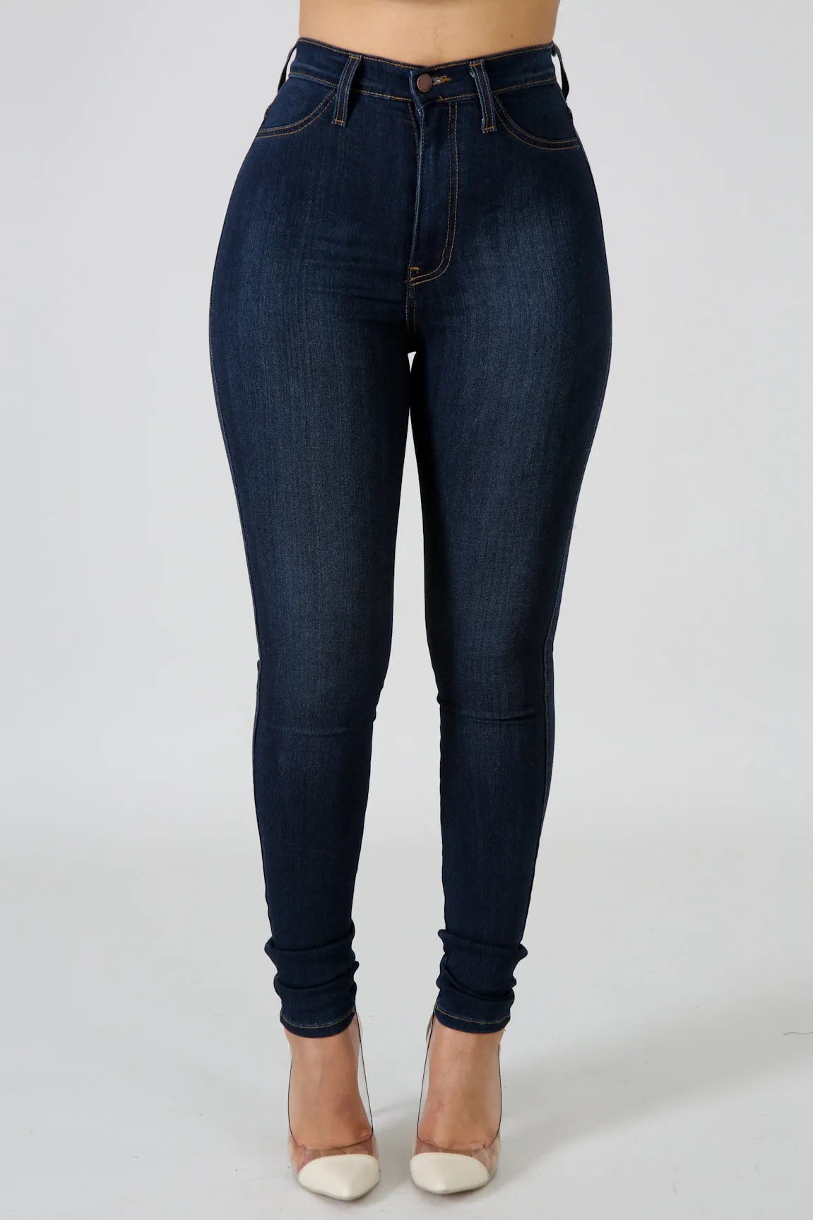 Simple Denim Exposure Jeans