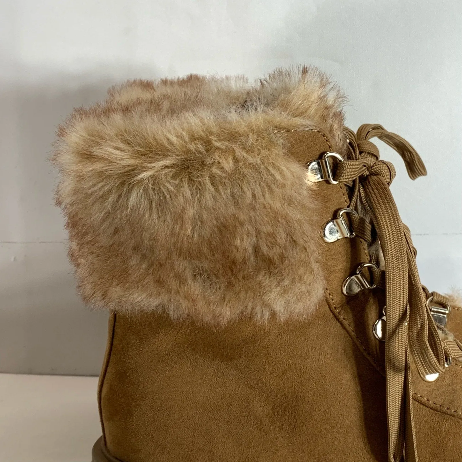 SUN STONE Women's Tan Orlaa Faux-Fur Cold Weather Lug Sole Boots SZ 8