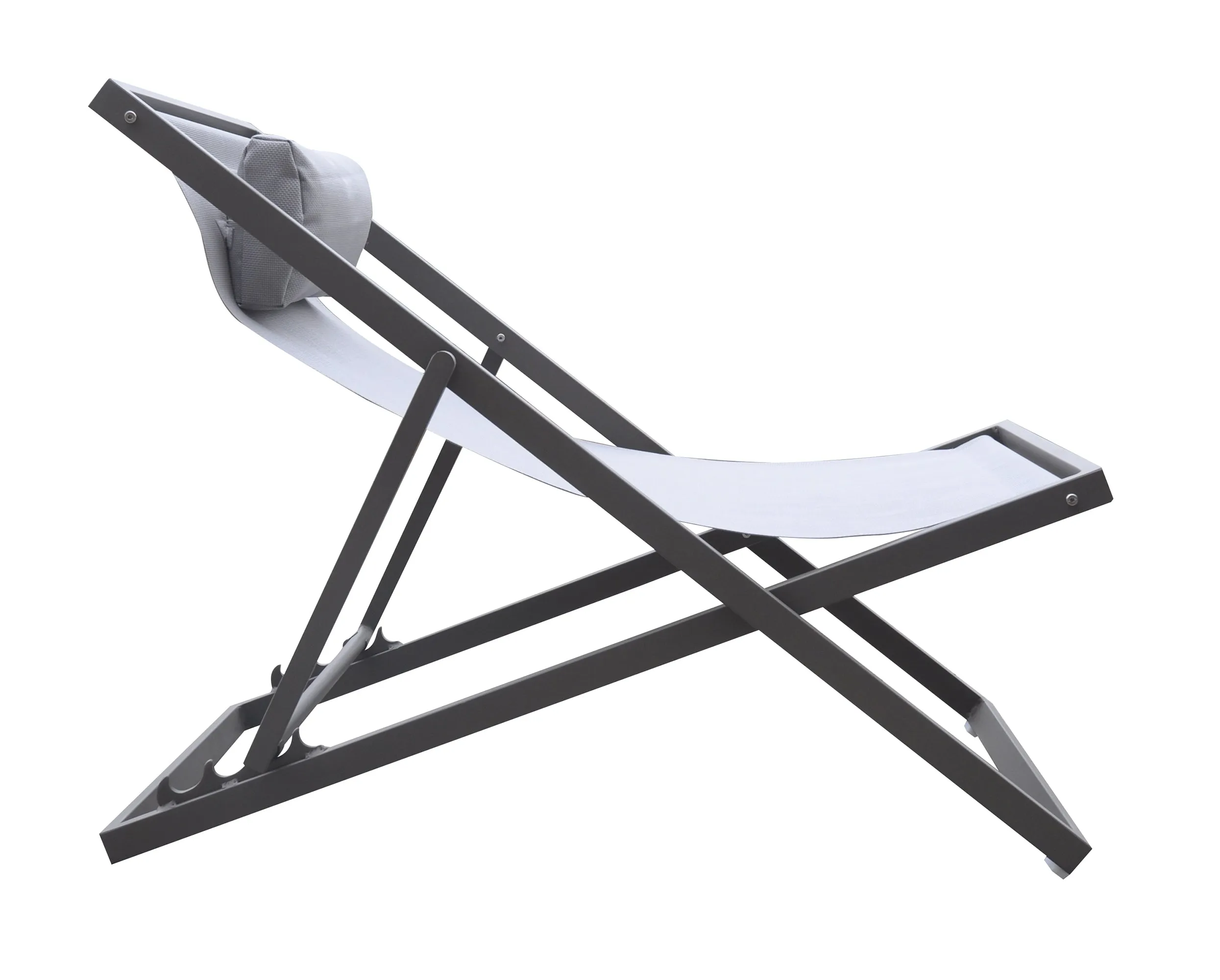 Wave Outdoor Lounge Chair